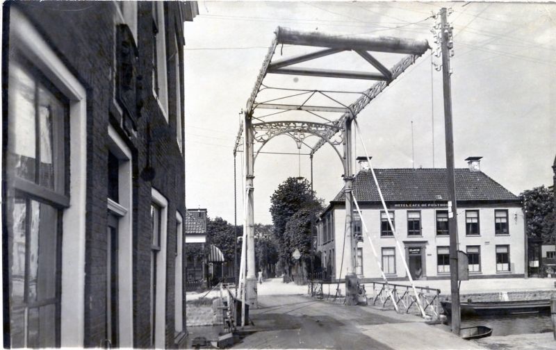 Binnenvaartschip De Clasina