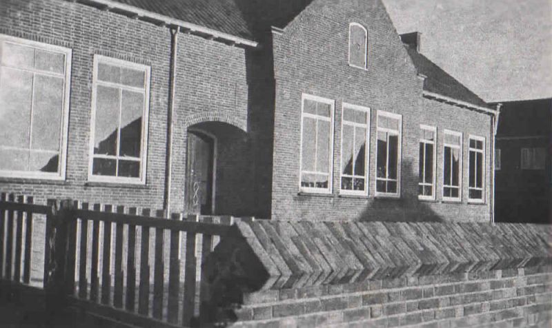 Kerkweg, voorheen Sluissteeg 1 - 1940 019
