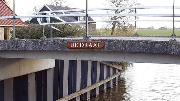 Hoge brug / vaarroute