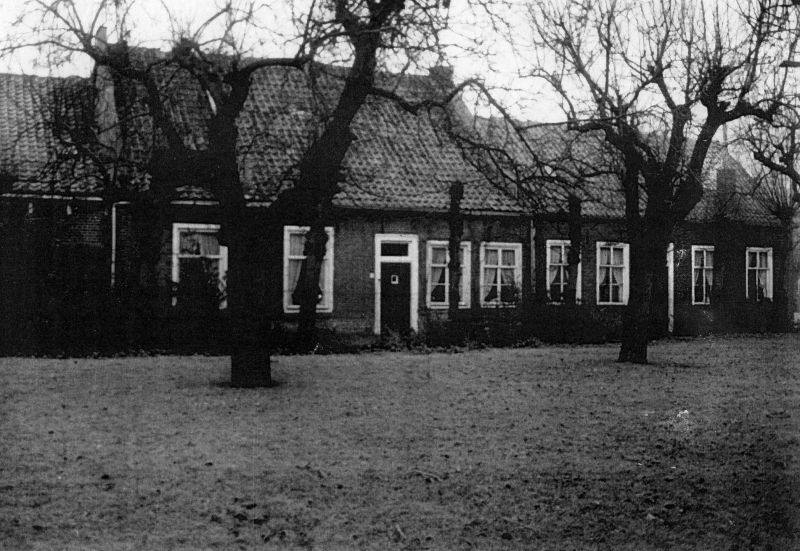 Hoofdstraat 19 (oud) voorheen Straatweg - boerderij (Varkevisser) 