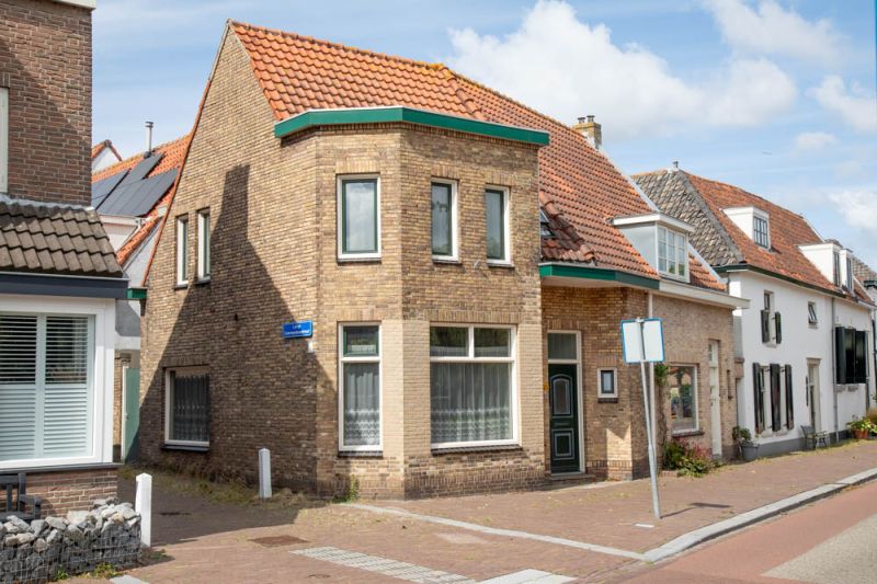 Hoofdstraat 18 en 20